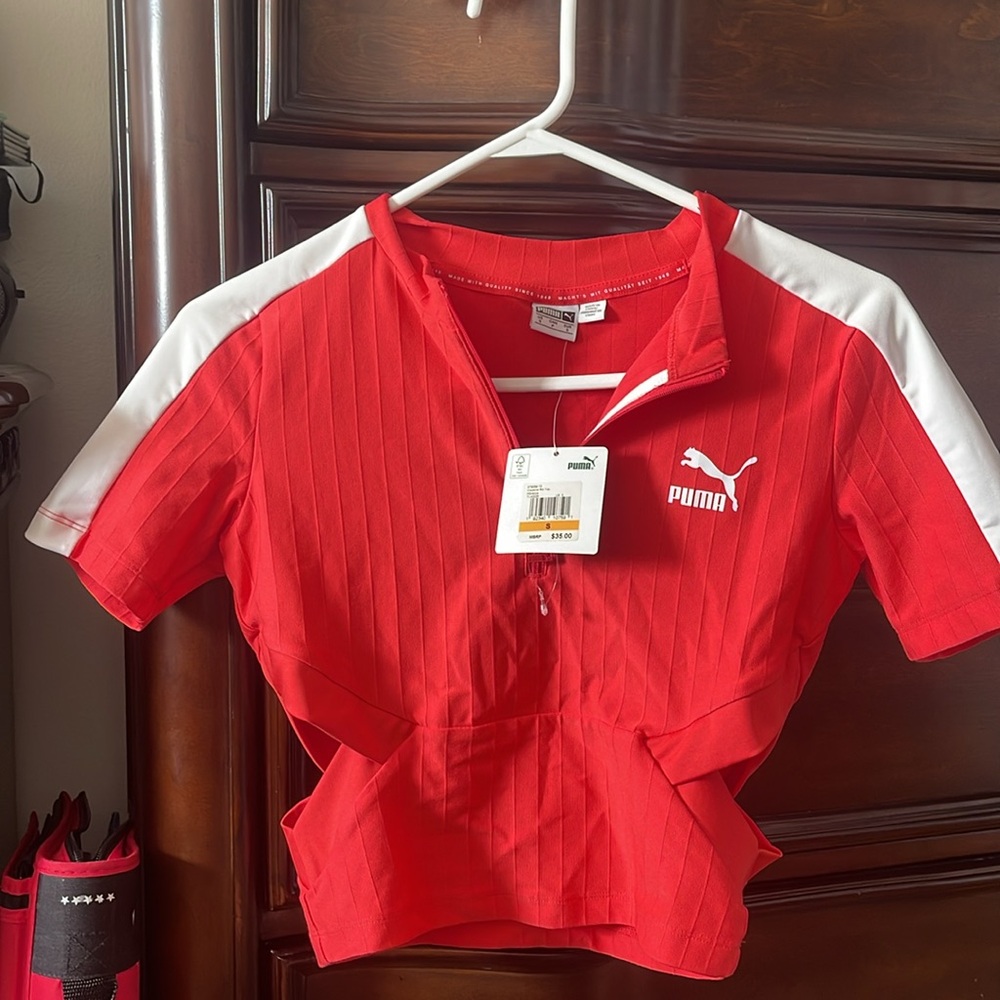 Puma Classic rib top
Hibiscus